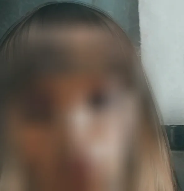 Ffion, 35