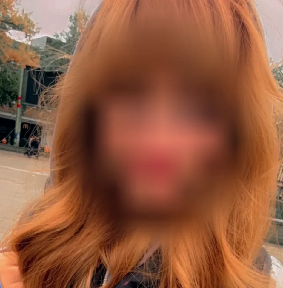 Sarah, 31